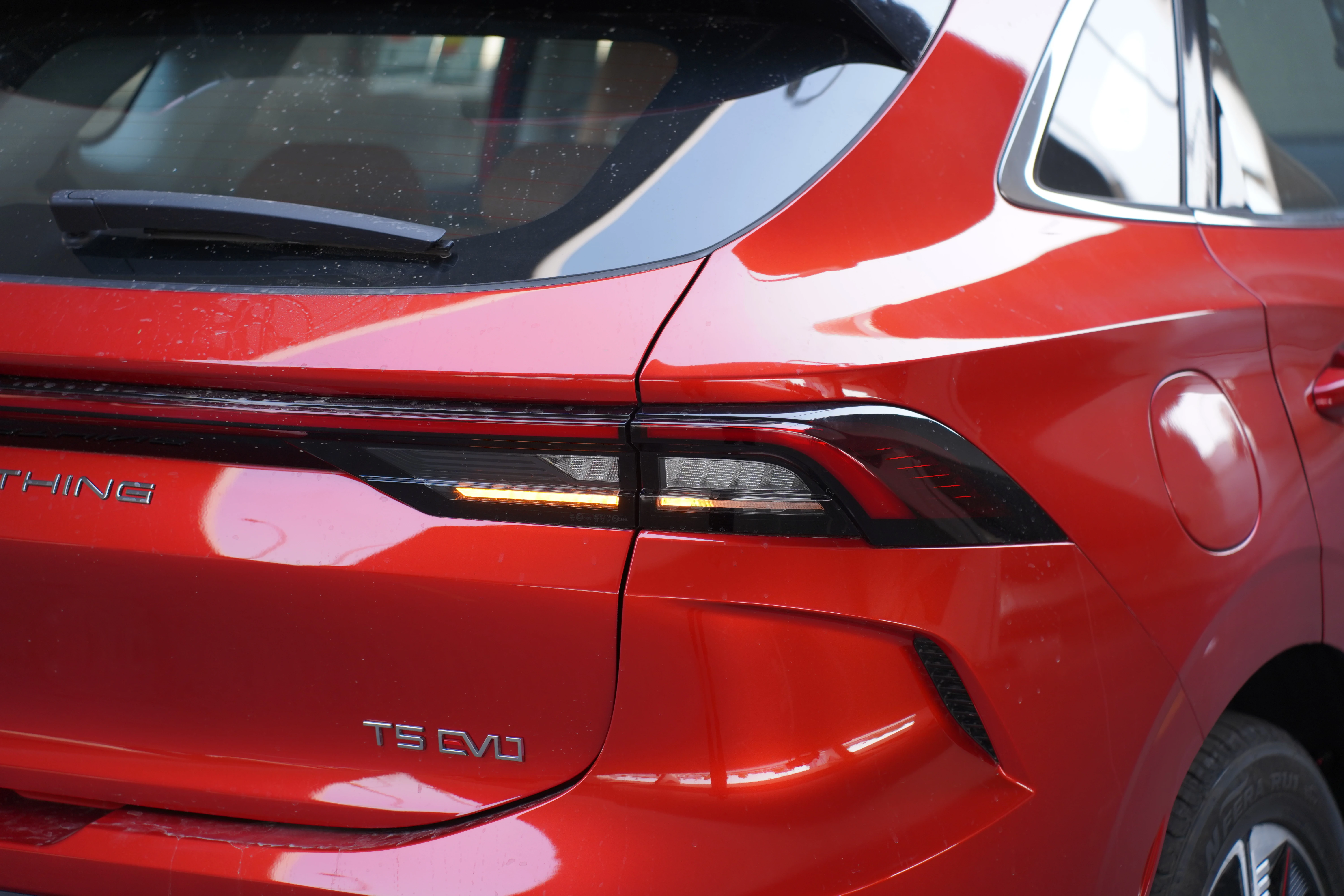 T5 EVO Exterior