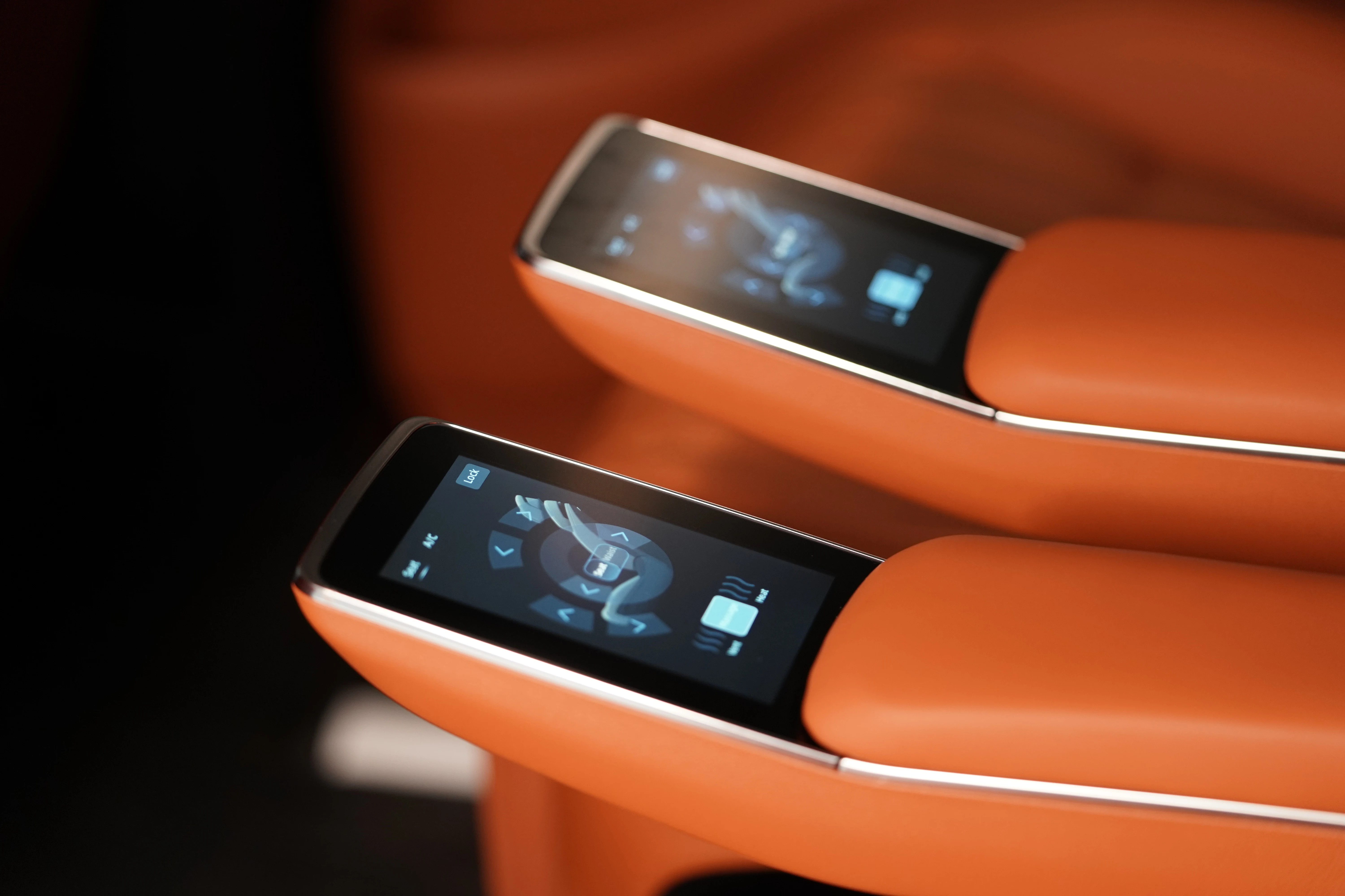 v9 Interior